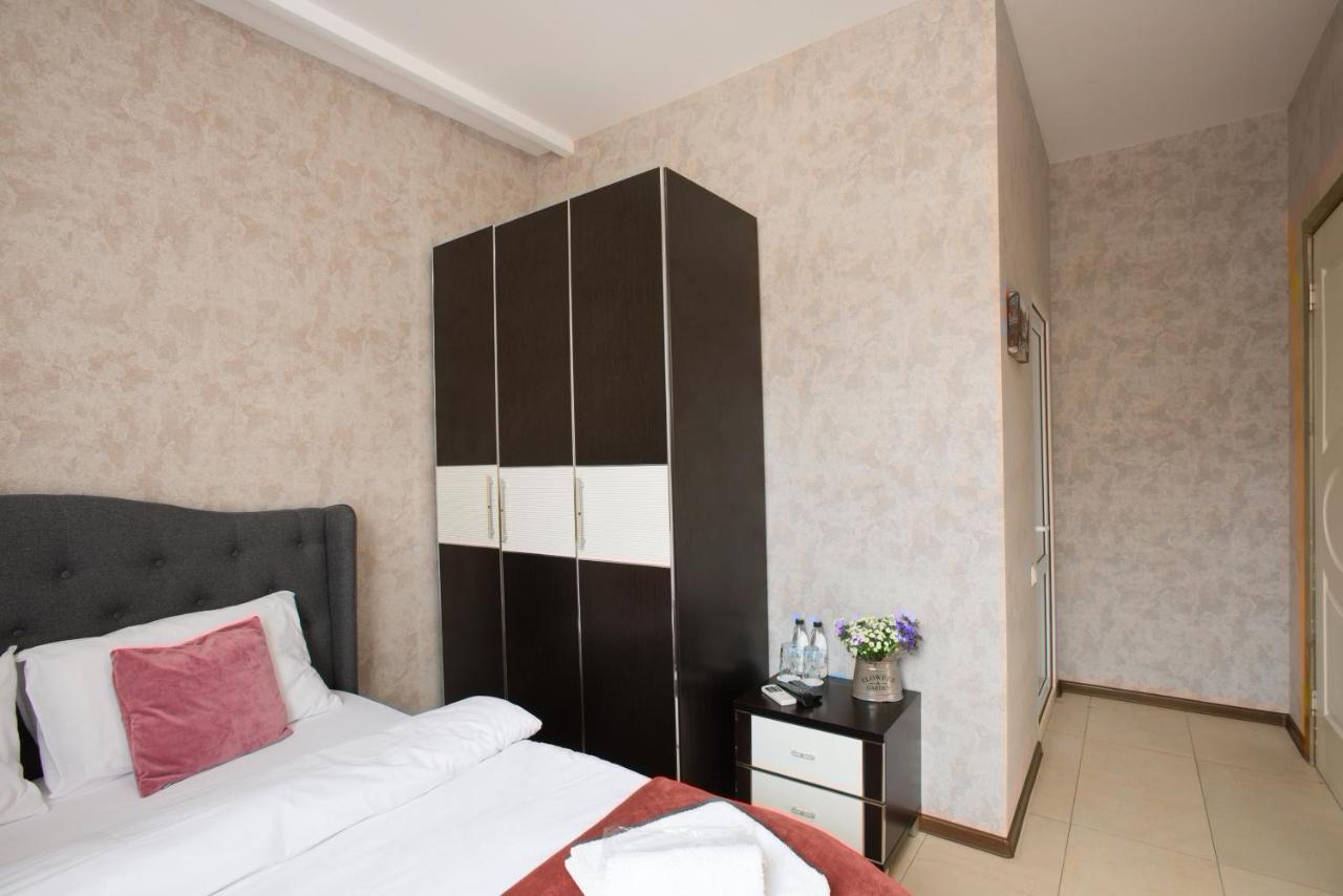 Accent Hotel Тбилиси Экстерьер фото